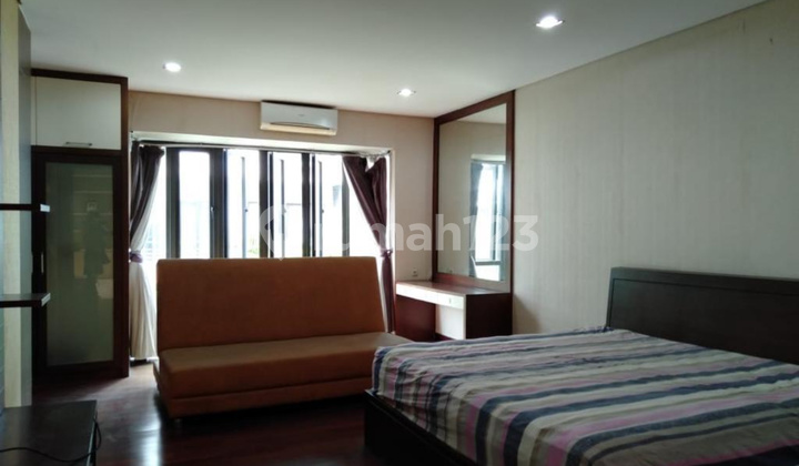 Townhouse Springhill D7 Luas 277 Lebar 9x30 M2 Depan Belakang Bagus Townhouse Springhill D7 Luas 277 Lebar 9x30 M2 Depan Belakang Bagus