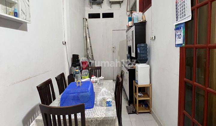 Rumah 2.5 Lantai Luas 190 M2 Bentuk Ngantong Lokasi Sumur Batu Jak Pus  2