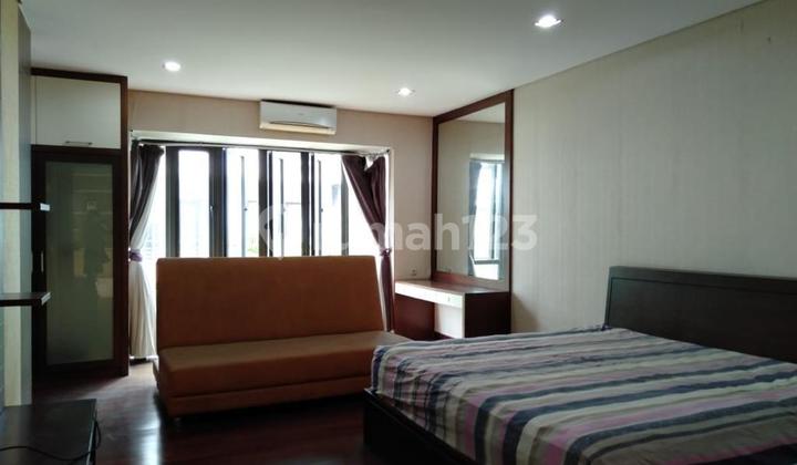 Townhouse Springhill Kemayoran Lt9x27 M2 Dua Pintu Utr dan Selatan