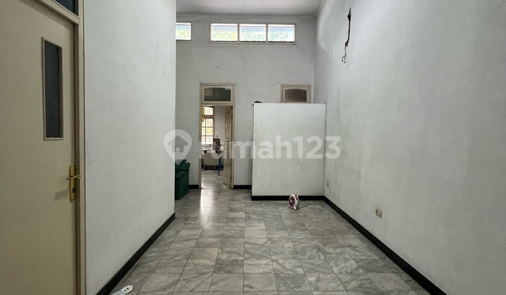 Two-Story Shop House 6x24 M2 Size, North Facing, North Sunter Lake, Suitable for Business Two-Story Shop House 6x24 M2 Size, North Facing, North Sunter Lake, Suitable for Business