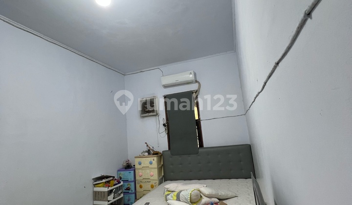 Rumah 2 Lantai Jual Tambora 5 Jakarta Baratluas 4x22.5 M2 Bisa Untuk Gudang Kecil 2