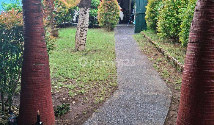 Villa Garden Cantik Lokasi Strategis Lingkungan Villa  1