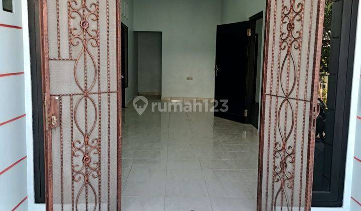 Rumah Mungil Cantik Terawat Lokasi Strategis 1