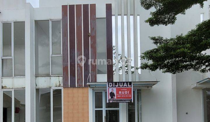 Rumah 2 Lantai, Dekat Indogrosir Dan Bandara, Unfurnished, SHM 1