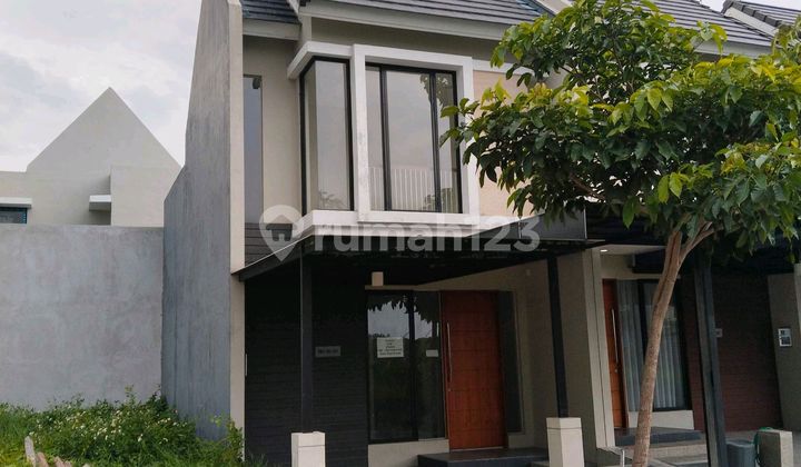 Disewakan Rumah 2 Lantai Citraland Surabaya 1