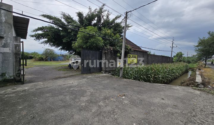 For Sale Land and Warehouse in Mojowarno, Jombang