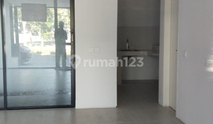 For Rent: Citraland Lakefront House 2