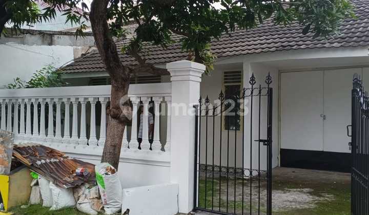 Dijual Rumah Darmo Indah Sari