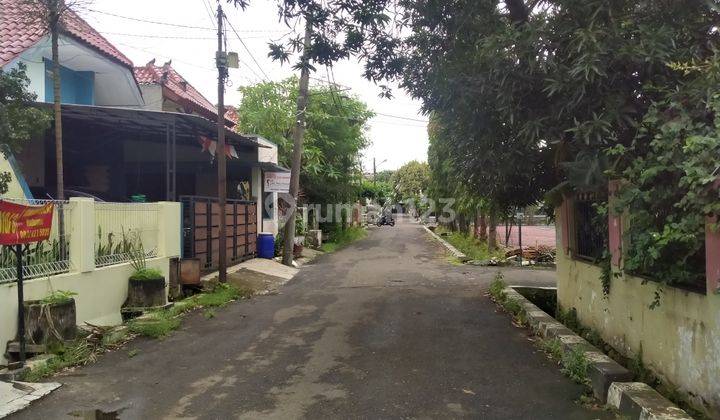 Rumah Bagus Depan Lapangan Tenis Siap Huni Lokasi Strategis Tidak Pernah Banjir di Jatiluhur Jatiasih Bekasi  2