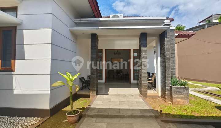 Beautiful Spacious House for Sale, Ready to Occupy, Near Mall in Jakasetia Bekasi 2