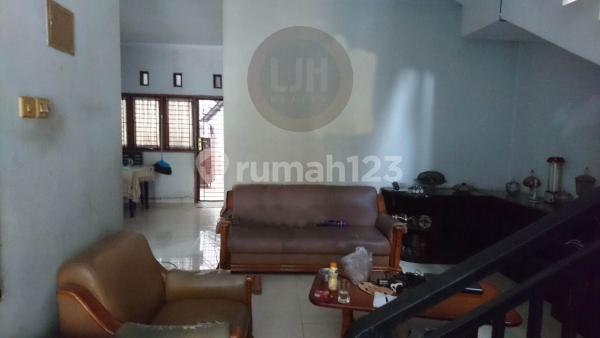 Dijual Rumah 2 Lantai di Vila Galaxy Bekasi  2