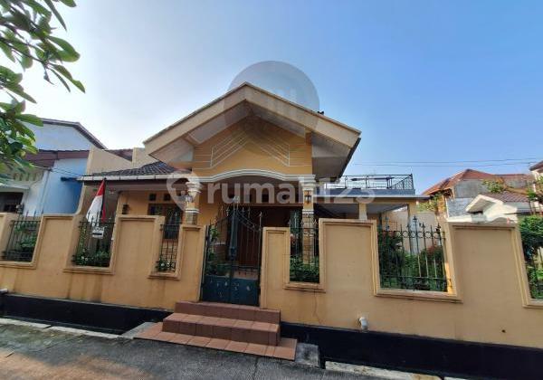 Dijual Rumah Luas Posisi Hook di Pekayon Bekasi Dijual Rumah Luas Posisi Hook di Pekayon Bekasi
