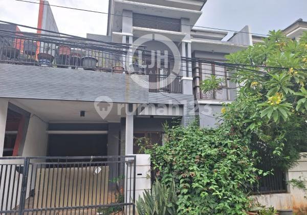 For Sale 2-Story House in Galaxy Bekasi