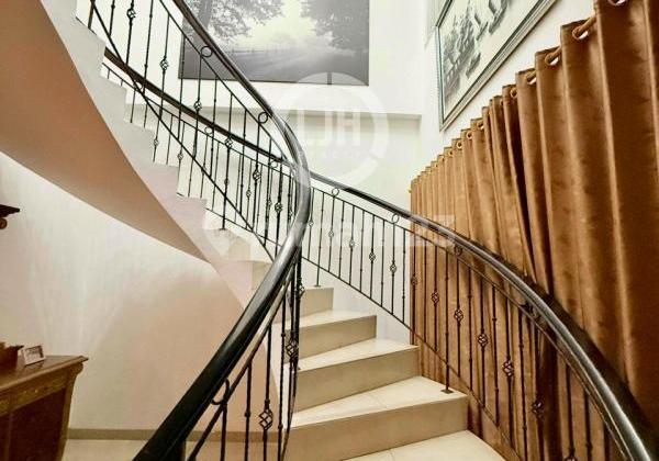 Dijual Rumah Cantik 2 Lantai Posisi Hook di Galaxy Bekasi 2