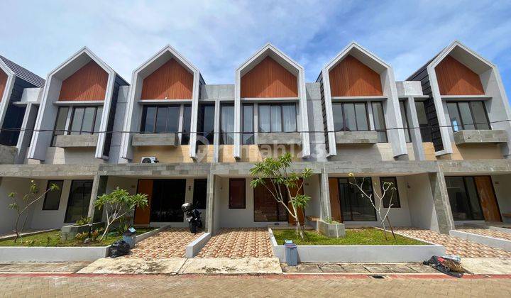 Rumah 2 Lantai Split Level Di Bogor, Nuansa Asri 25 Menit Ke KRL 1