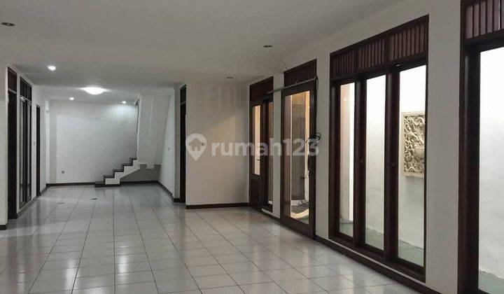 Dijual Rumah Siap Huni di Jl Bendungan Asahan, Benhil, lingkungan tenang dan Nyaman.  2