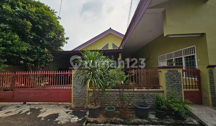 Rumah Siap Huni Lokasi Strategis di Kebayoran Baru, Lingkungan Nyaman Dan Tenang, Hub 08131838xxxx