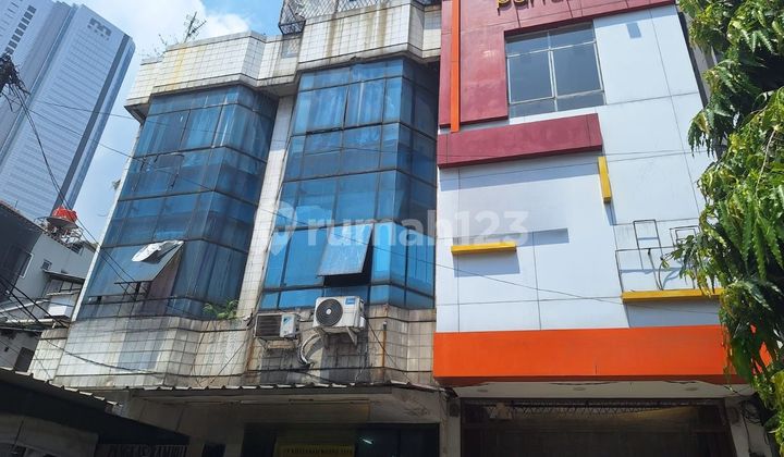 Dijual Ruko Gandeng di Bendungan Hilir Raya, Lokasi Strategis Segitiga Mas Dijual Ruko Gandeng di Bendungan Hilir Raya, Lokasi Strategis Segitiga Mas