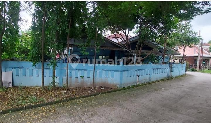 Rumah Hommy 2 Kavling jadi 1 Hoek Lingkungan Tenang dan Nyaman di D'Mar Rumah Hommy 2 Kavling jadi 1 Hoek Lingkungan Tenang dan Nyaman di D'Mar