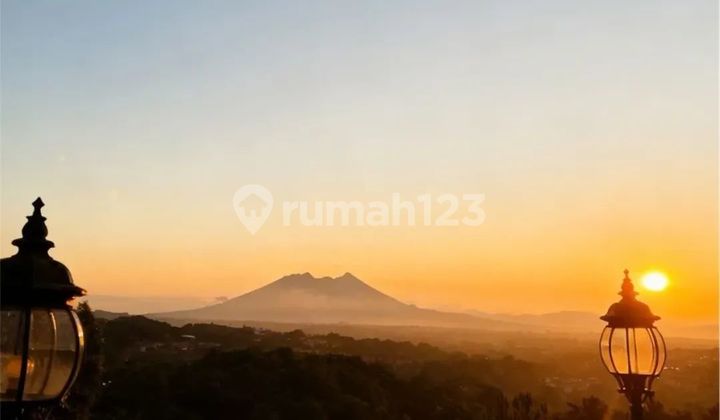 Dijual Rumah Super Mewah dengan Kolam Renang, Siap Huni, View Gunung Salak. 2