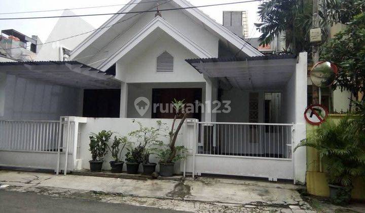 Dijual Rumah Siap Huni di Jl Bendungan Asahan, Benhil, lingkungan tenang dan Nyaman.  1
