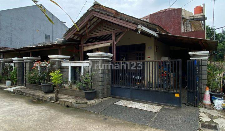 Rumah Hoek di Duta Mekar Asri, Cibubur 1