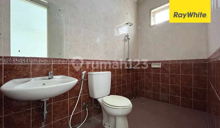 House in Legenda Wisata, Cibubur 2