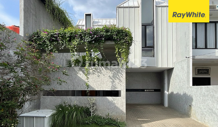 Fully Furnished House, Just Bring Your Suitcase at Hankam Main Road, Bekasi Fully Furnished House, Just Bring Your Suitcase at Hankam Main Road, Bekasi