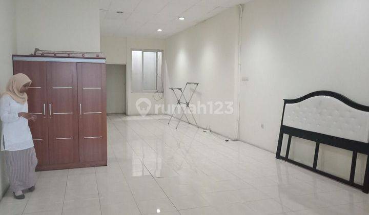 DI JUAL RUKO PINGGIR JALAN PETOJO JAKARTA PUSAT 1