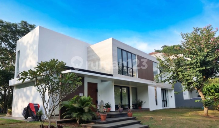 For Sale Independent House Building in BSD City [Semi Furnished] 1