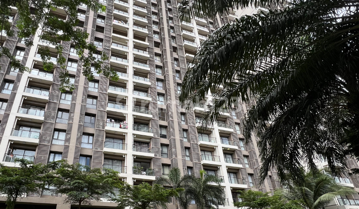 Dijual Fully Furnished 3 Bedroom Pool View @ Sky House Apartment Bsd Dijual Fully Furnished 3 Bedroom Pool View @ Sky House Apartment Bsd