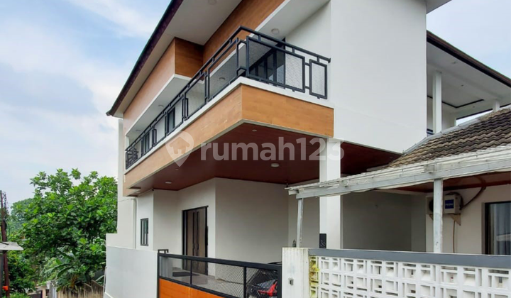 For Sale: Comfortable Tropical Modern House in Good Condition, Cirendeu, South Tangerang 2