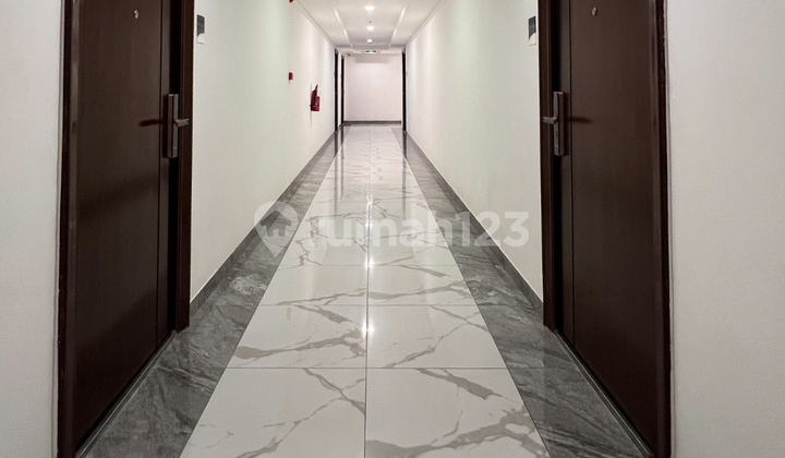 For Sale Fully Furnished 3 Bedroom with Pool View @ Sky House Apartment BSD 2