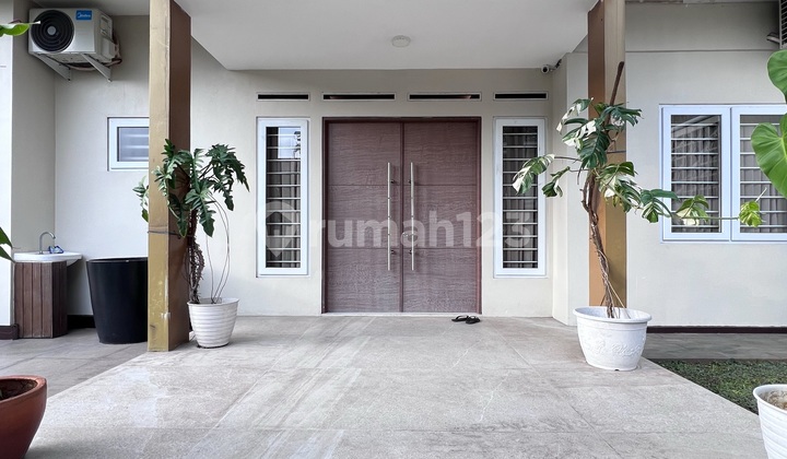 Dijual Rumah Modern Semi Furnished Griya Loka Bsd dengan Roof Top Garden 2