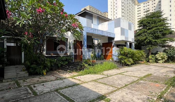 Dijual rumah "Open Space" Ciputat - Serpong  2