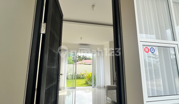 Rumah Konsep Villa Fasilitas Kolam Renang Dekat Kalam@Kudus 2