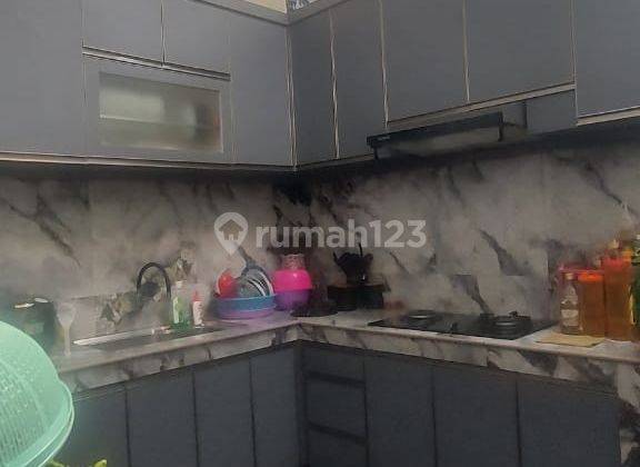Rumah 2 Lantai Kawasan Simpang Tiga Dekat Bandara  12