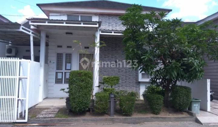 Rumah dalam.komplek siap huni dekat Al azhar 1