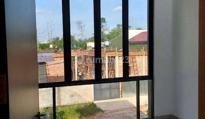 Rumah 2 Lantai Konsep Urban Dekat Sekolah Abdurab 7