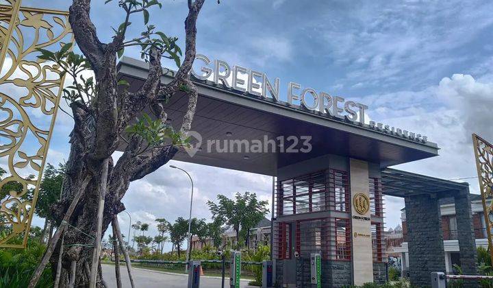 Rumah Mewah Nuansa Tropis Dekat Mall Living World