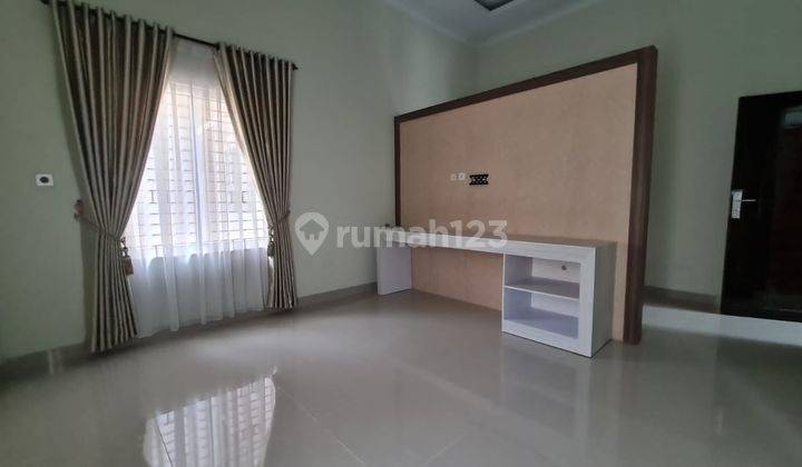 Rumah Mewah Minimalis Daerah Panam 5