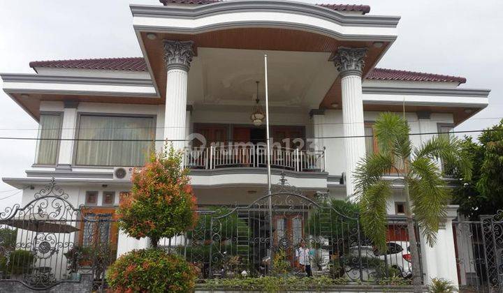 Dijual Rumah Mewah Di Tengah Kota 1