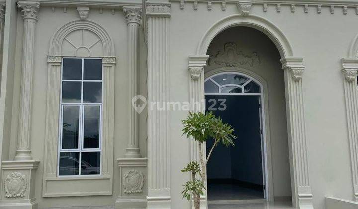 Rumah Cluster Berkonsep Eropa Classic Dan Elegant