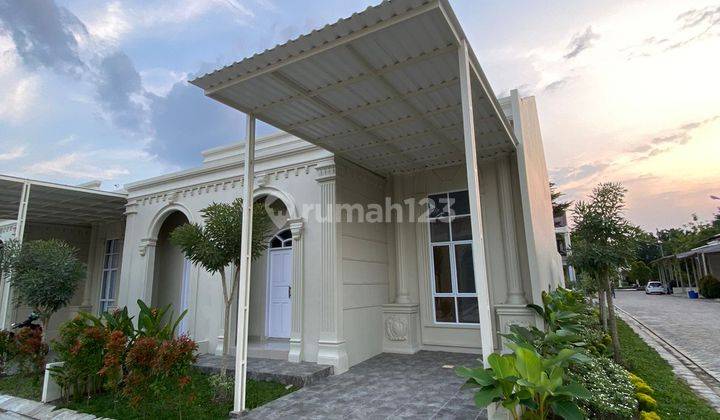 Rumah Cluster Tengah Kota Berkonsep Eropa Classic Dan Elegant  2