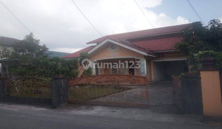 Dijual Rumah Besar Halaman Luas Dijalan Delima 1