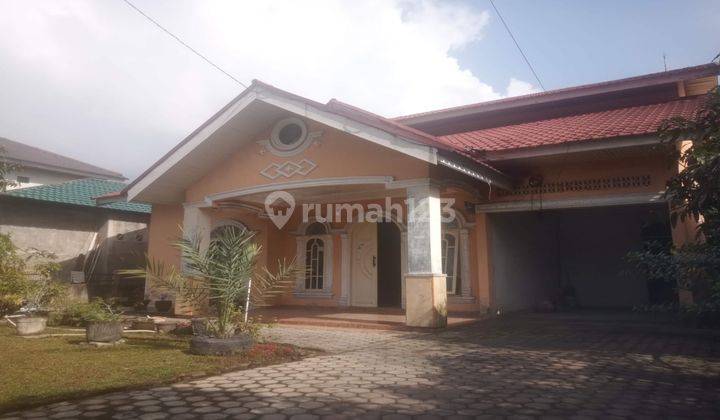 Dijual Rumah Besar Halaman Luas Dijalan Delima 2