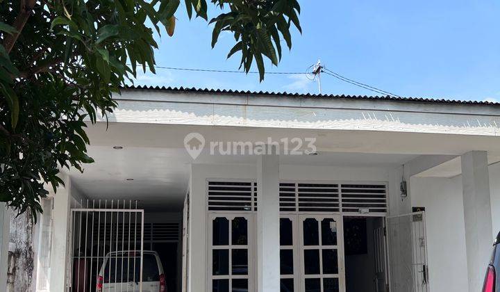 Rumah Tengah Kota Dekat SMU 8 2