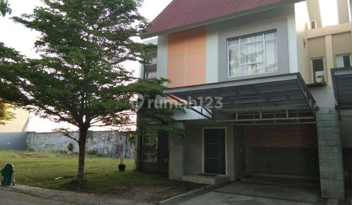 Rumah Minimalis Modern Tengah Kota Dekat Arifin Ahmad 1