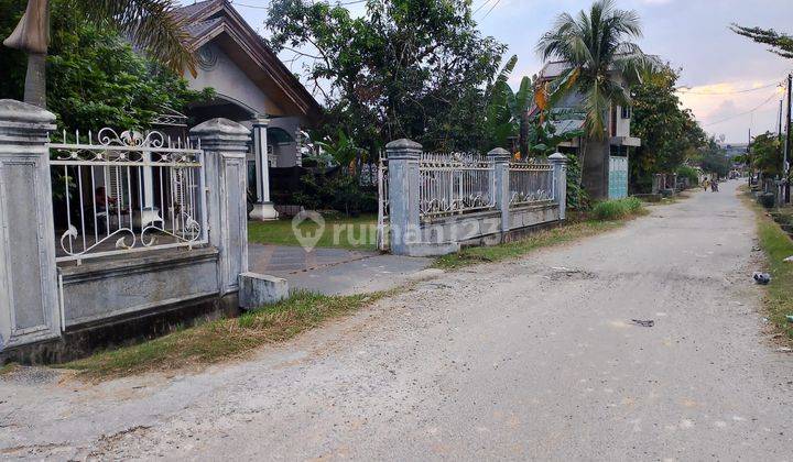 Rumah Minimalis 2 Lantai Parkir Luas Tengah Kota 2