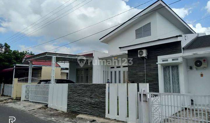 Rumah Sewa Bulatan Dekat Sma 8 Tepi Jalan Aspal 2